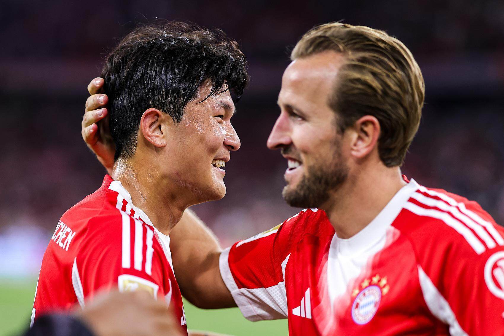 包含凯恩在中国队比赛中精彩发挥，大胜引发热议！的词条